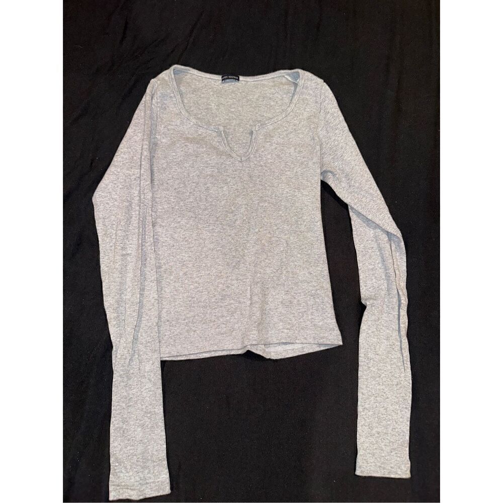 Brandy Melville gray women’s long sleeve top